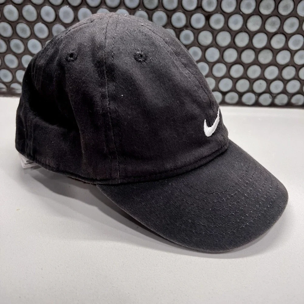 Nike Swoosh‎ Adjustable Baseball Cap Hat Boys Infant Game Black Toddler